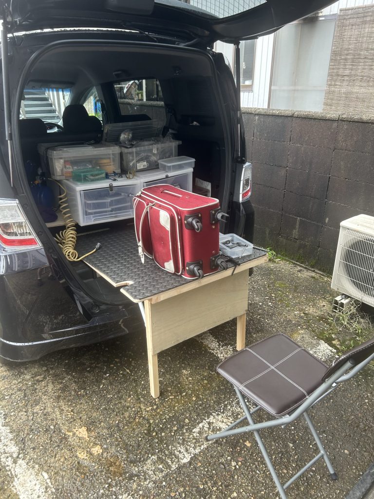 出張修理のスーツケース修理屋さん