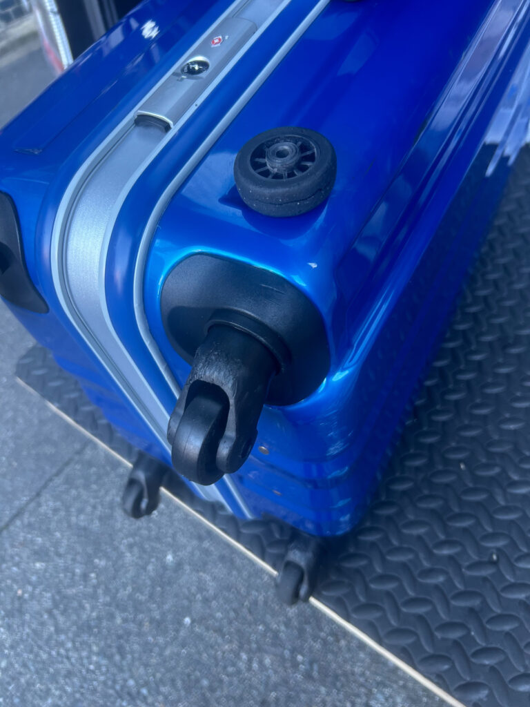 スーツケース修理