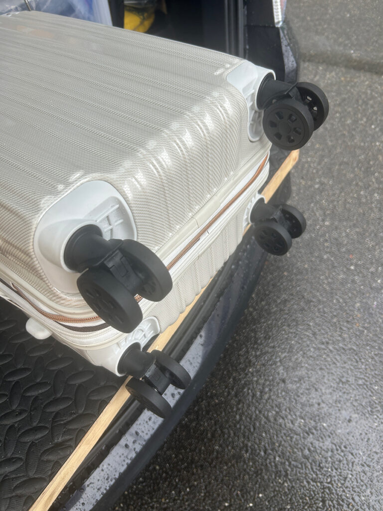 スーツケース修理